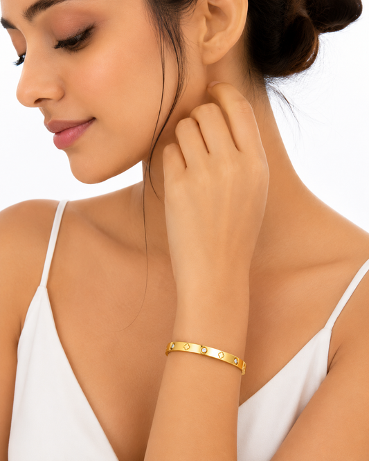 Celeste Clover Crystal Bangle
